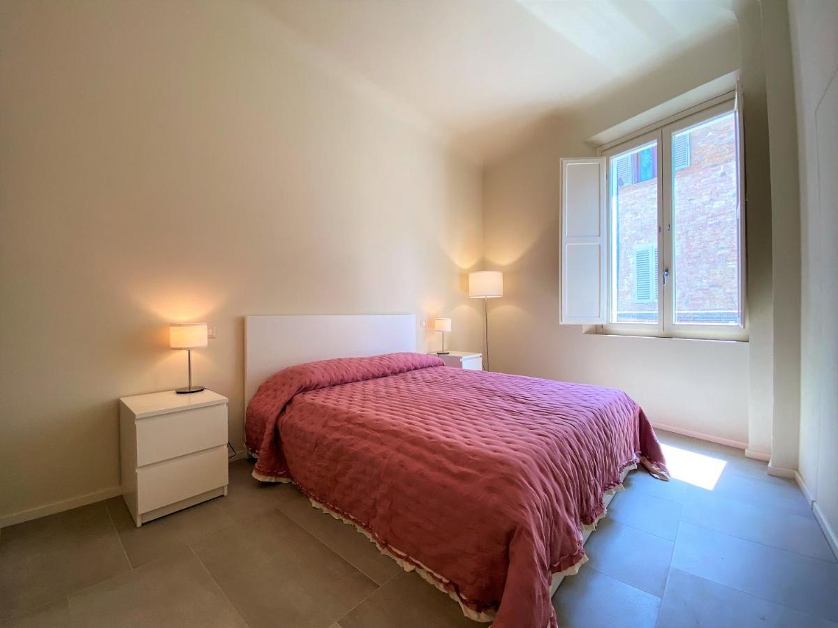 Tra Le Mura-Central Apartment In Сиена Экстерьер фото